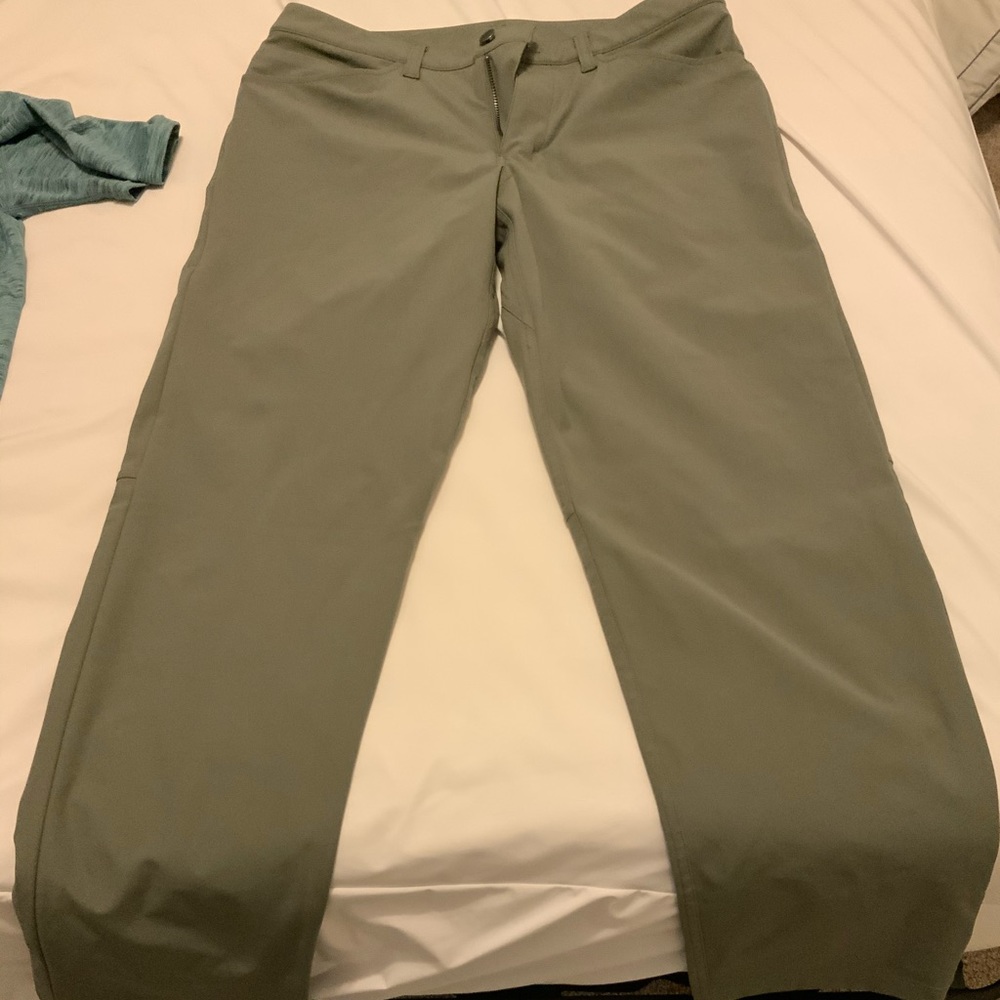 Lululemon ABC pant size 31
